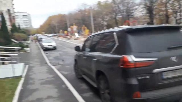 Дружбы Народов 238а, часть 2, лучшая придомовая территория дома на СаСалтовке смотреть онлайн
