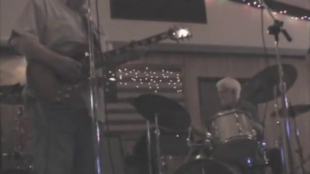 "Memphis" with Lonnie Mack and Gene Lawson (original drummer) смотреть онлайн