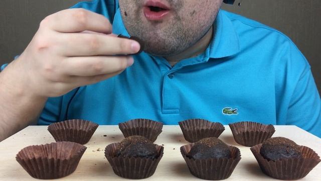 ASMR CHOCOLATE PETIT FOURS (Dessert Eating Sounds) NO TALKING