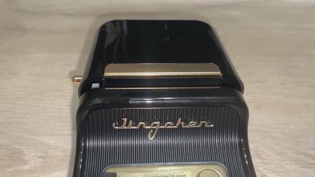 Внешний вид Принтера этикеток NIIMBOT B21.