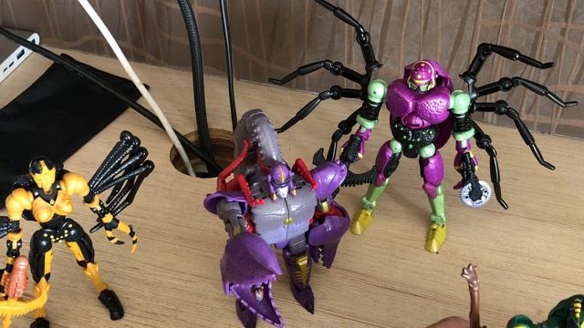 Transformers Legacy Deluxe Class Beast Wars Tarantulas смотреть онлайн
