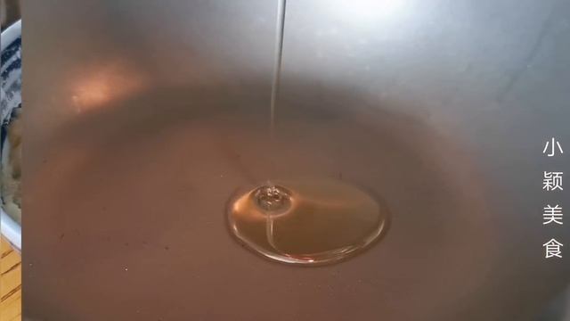 【小穎美食】土豆裡加2個雞蛋，教你饞嘴新吃法，酥脆又軟糯，孩子隔三差五想吃