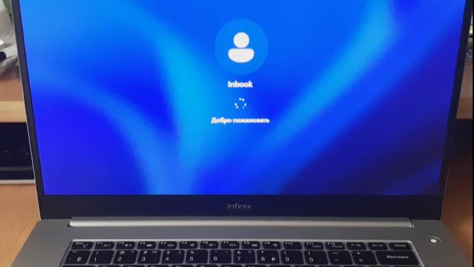Infinix InBook Y2 PLUS XL29 смотреть онлайн