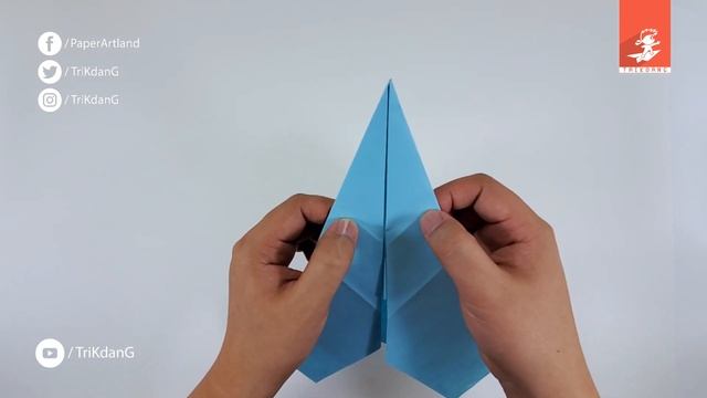 EASY PAPER AIRPLANE for KIDS - How to make a paper airplane that flies far | Legend Tiger смотреть онлайн