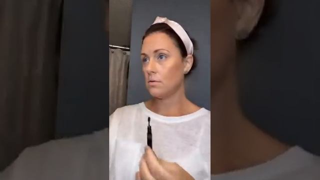 FARMASI Trio Vintage Season Eyeshadow with Water Lily #11 Morning Makeup смотреть онлайн