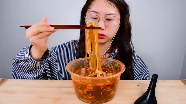 ASMR Eating Things, Crystal Noodle & Tofu, Acid, Spicy Food, Mukbang And ASMR Sounds