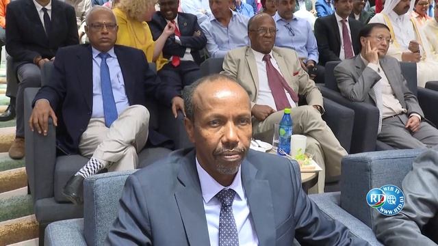 Animation et chant exposé au chef de l'etat son excellence Ismail Omar Guelleh смотреть онлайн