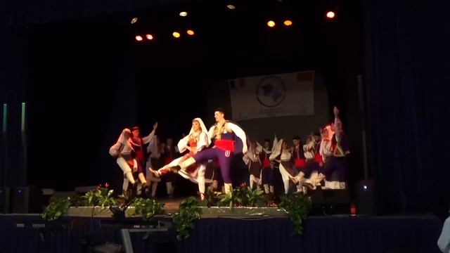 KUD « MLADOST_PARIS » - Ero s onoga svijeta смотреть онлайн
