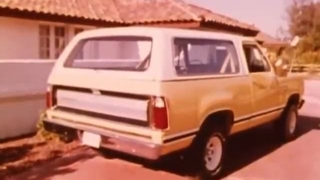 1977 Dodge Ramcharger Promotional Film - Dodge Demo Screen смотреть онлайн