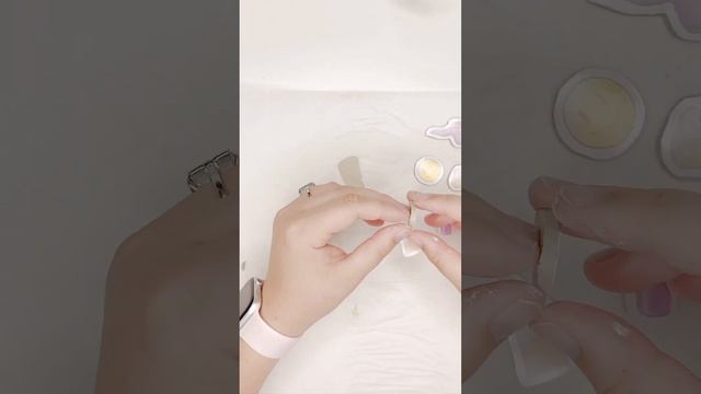 Turning Mia Maples Stickers Into Pins For My Backpack смотреть онлайн