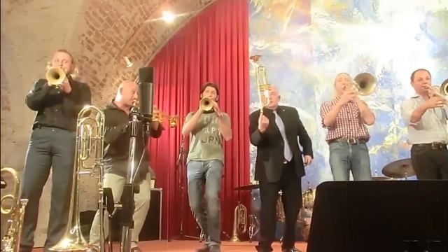 birdland смотреть онлайн