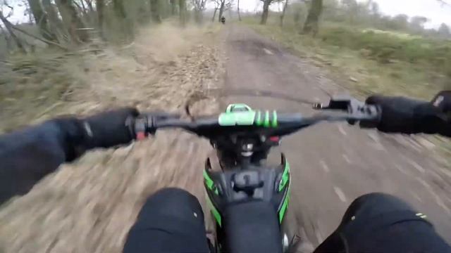 Pitbike (pov) funny 125cc apollo pitbike смотреть онлайн