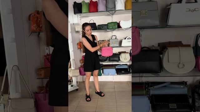 МАСШТАБНАЯ ЛИКВИДАЦИЯ ВЕСЕННЕЙ КОЛЛЕКЦИИ смотреть онлайн