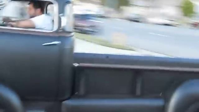 1950 Chevy COE 5 window.mov смотреть онлайн
