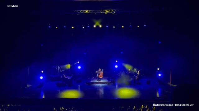 Özdemir Erdoğan - Bana Ellerini Ver By Bagzhan Oktyabr
