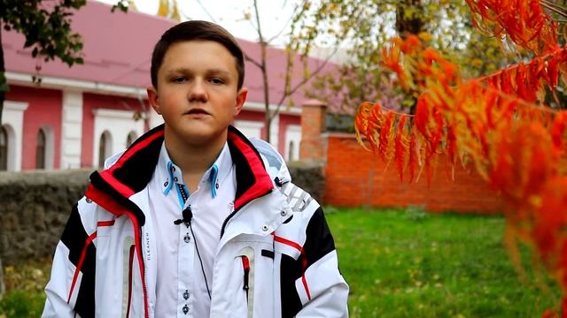 Учні та учениці ліцею "Науковий" читають вірш Оксани Забужко "Рідна мова" смотреть онлайн