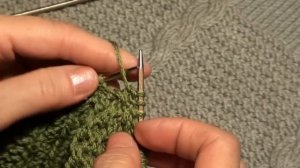 Как обработать круглую горловину полым шнуром (I-CORD)