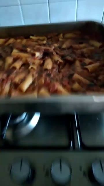 Rigatoni al forno con melanzane e scamorza affumicata 😋Commentate Ekkevelodikoaffa' смотреть онлайн