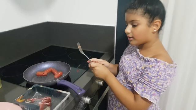 YAĞMUR ve ZEYNEP 24 Saat BEDENLERİNİ DEĞİŞTİRİP GÖREVLERİNİ DEĞİŞTİRDİLER / YÜKSEL OYUNDA смотреть онлайн