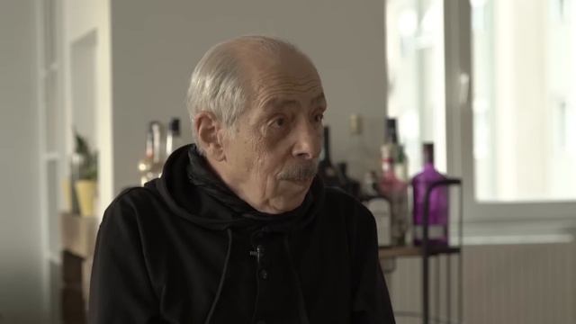 Ercan Kesal'ın Genco Erkal'la Yaptığı Özel Bir Söyleşi смотреть онлайн