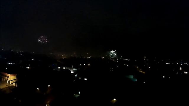 Новогодний салют 2019.(народный)Краснодар. Северная сторона смотреть онлайн