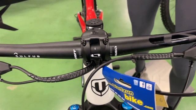 MONDRAKER F-PODIUM CARBON R 2024 смотреть онлайн