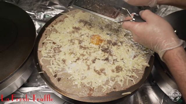 Four Frogs crêperie | Fresh Truffle galette смотреть онлайн