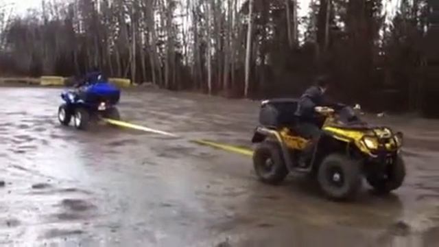Outlander 650 vs Grizzly 660 tug-o-war смотреть онлайн