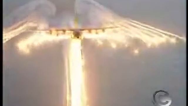 ▶ Секретная сьемка НЛО прямо над Гаити смотреть онлайн