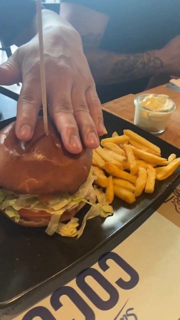 Jensen's Bøfhus, @ Emporia, Malmö, Sweden #shorts #Malmo #steak #foodie смотреть онлайн