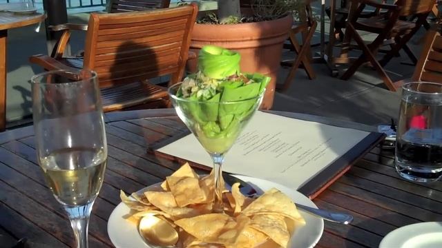 The Waterfront Restaurant & Cafe смотреть онлайн