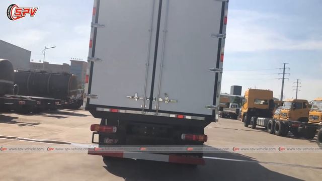 SINOTRUK Brand 10 Tons Refrigerated Truck смотреть онлайн