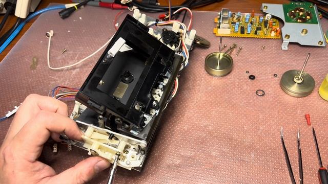 Nakamichi ZX-9 Restoration: Overcoming Numerous Obstacles смотреть онлайн
