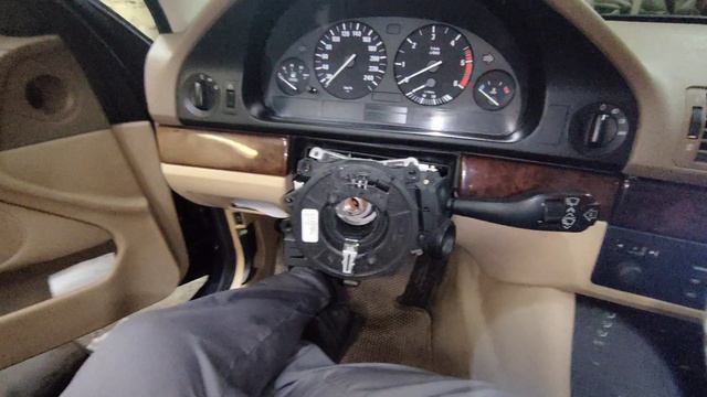 Ремонт кнопки бортового компьютера БМВ Е39.