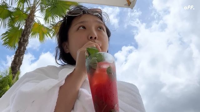 [옾더레] 🇹🇭#3 엽떡으로 시작해서 엽떡으로 끝나기🔥방콕 여행 브이로그 | 포시즌호텔 호캉스&수영🏖노스이스트 닭날개튀김/똠양꿍,킷캣아이스크림,허니콤보,까눌레/마들렌 등:D смотреть онлайн