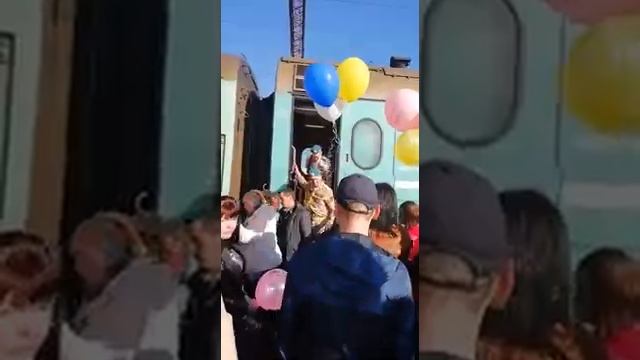 ДМБ 2019 САРЫОЗЕК.. Солдат не знает что приедит мама из далека на встречу 💗 смотреть онлайн