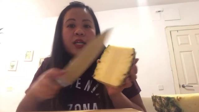 How To- Cut A Pineapple /itslovely banjang26 #easiest way to cut pineapple #how to cut pineapple смотреть онлайн