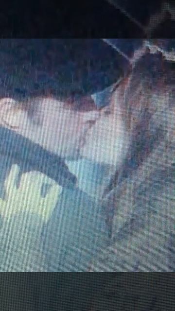 Angelina Jolie & Brad Pitt Kiss in "By The Sea" смотреть онлайн