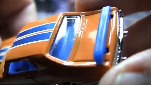 Hot Wheels 69 Mercury Cougar Eliminator : HW Showroom 2013 : Let's Crack it Open! смотреть онлайн