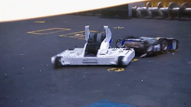 Bite Force Vs Minotaur | BattleBots 2018