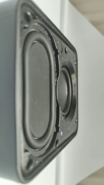 JBL go2 Bass Test смотреть онлайн
