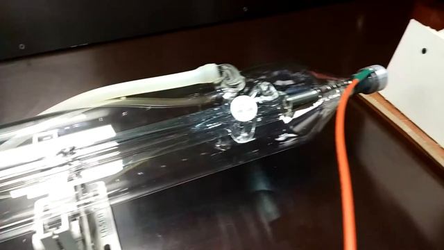 Лазерная трубка CO2 RECI w2 90-100 Ватт смотреть онлайн