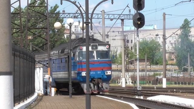 [УЗ] Львовский движ || 2М62, ВЛ40У, ЕПЛ2Т смотреть онлайн