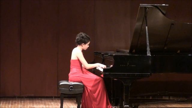 Silvia Li - Six Piano Pieces Op.118 No.1 & No.2 by Johannes Brames смотреть онлайн