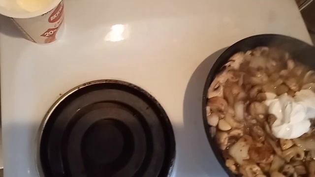 Шампиньоны в сливочном соусе... #люблюготовитьдома #готовлювкусно смотреть онлайн