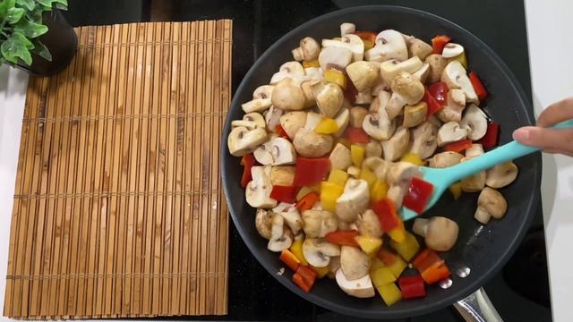 ✅QUICK&EASY RECIPE FOR DELICIOUS FRIED POTATOES WITH MUSHROOM IN A PAN🍄Çiçek's Turkish Food Recipes смотреть онлайн