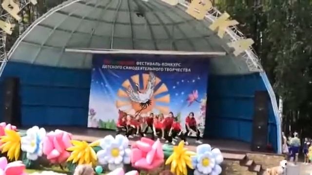 Танцевальная композиция "Копы" смотреть онлайн
