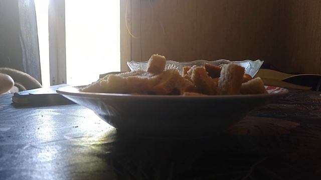 ЖЕЛЕЙНЫЙ МЕДВЕДЬ ВАЛЕРА И СУХАРИКИ И КЛУБНИКА смотреть онлайн