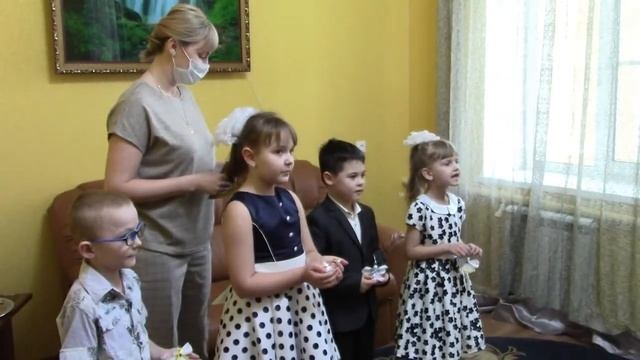 Гости приехали в "Светлячок" смотреть онлайн
