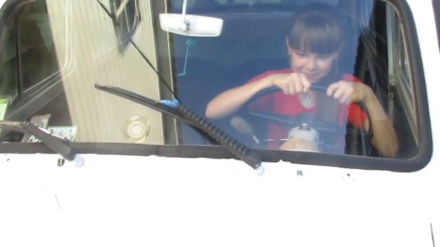 хаммер отдыхает 2 смотреть онлайн